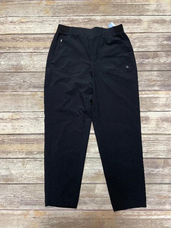 Waterproof hiking pants for rainy trail conditions -Athletic Pants By Apana In Black, Size: M