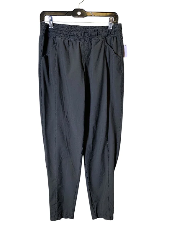 Heavy-duty ripstop pants for extreme hiking durability -Athletic Pants By The North Face In Black, Size: M