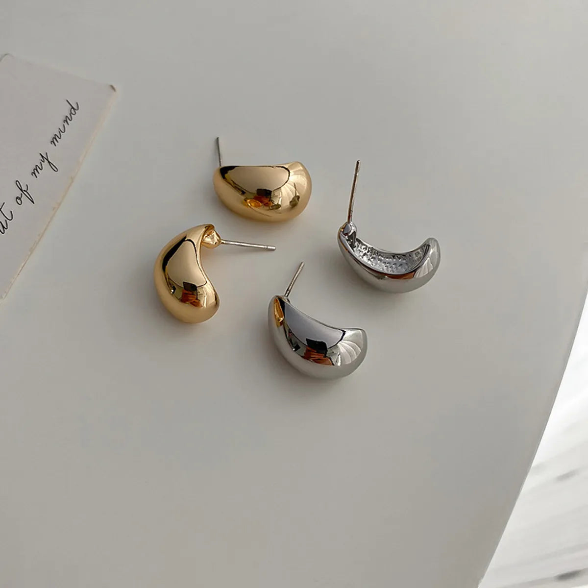 Hoop earrings with multi-tone finishes for a colorful and layered effect-Hoop earrings in brass-1 Pair Simple Style Commute C Shape Water Droplets Plating Alloy Earrings