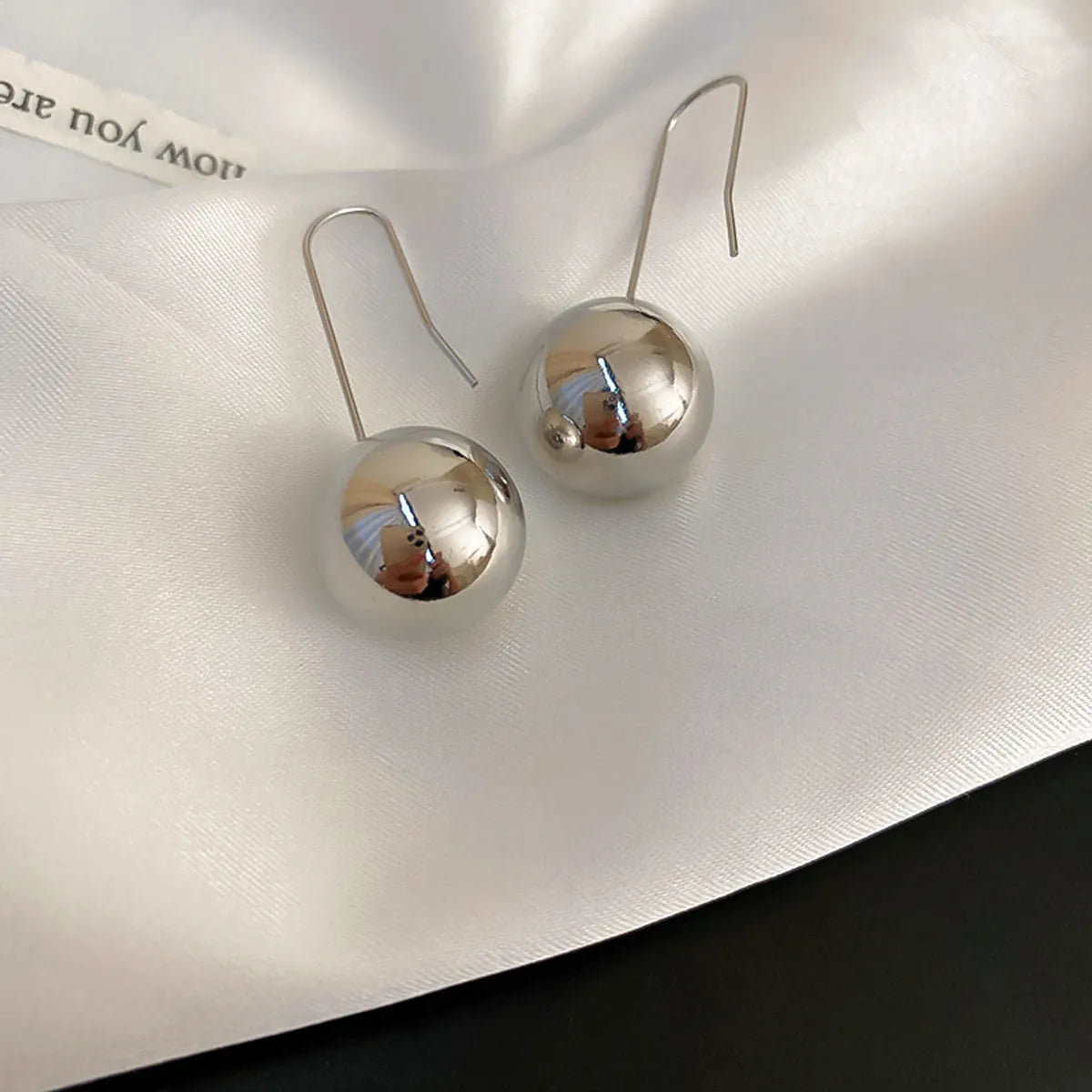 61# Ear Hook-Silver (Ball)