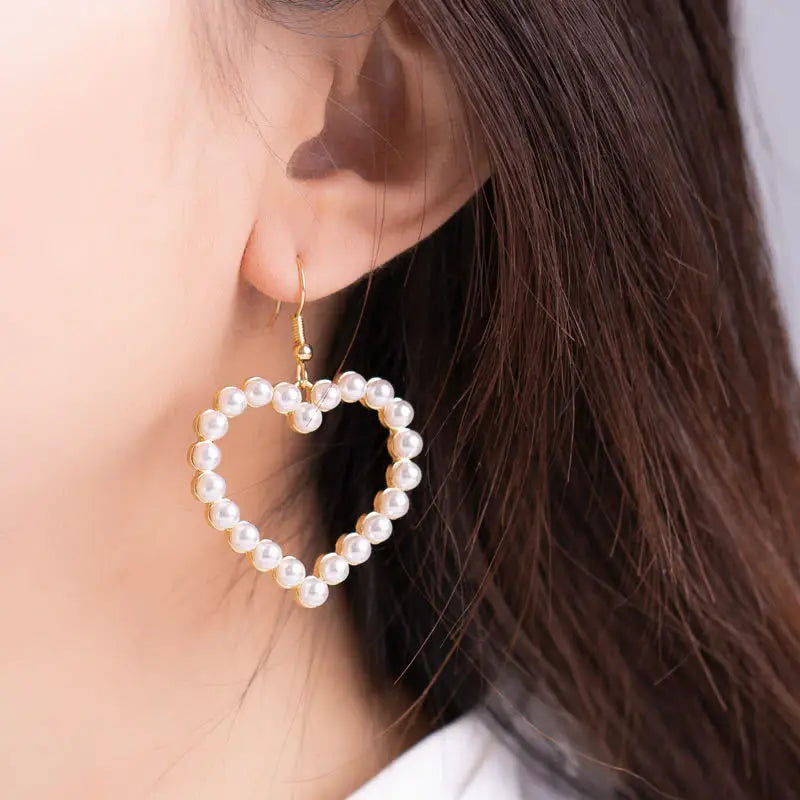 Best hoop earrings with matte finish for a sophisticated, understated design-Custom hoop earrings-Vintage Pearl Love Heart Dangle Elegant Fashion Charm Sweet Christmas Jewelry Earring